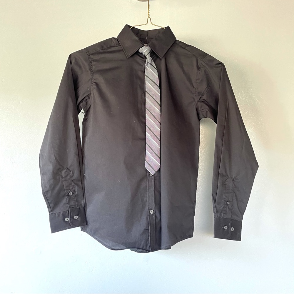 Van Heusen black button down shirt, boy’s M10/12